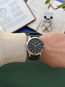 شخصیت مردان موفق و ساعت A484A