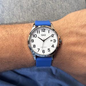 ساعت Q&Q مدل A480J | ترکیب خاص آبی–سفید