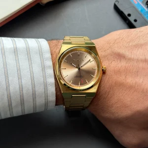 صفحه ساعت اوماکس ACB105 طراحی مینیمال