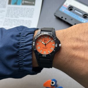 ساعت مچی مردانه کیو اند کیو مدل VQ84J010 YHM
